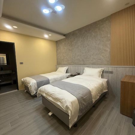 Fall In Love Karuizawa Hostel بولي المظهر الخارجي الصورة