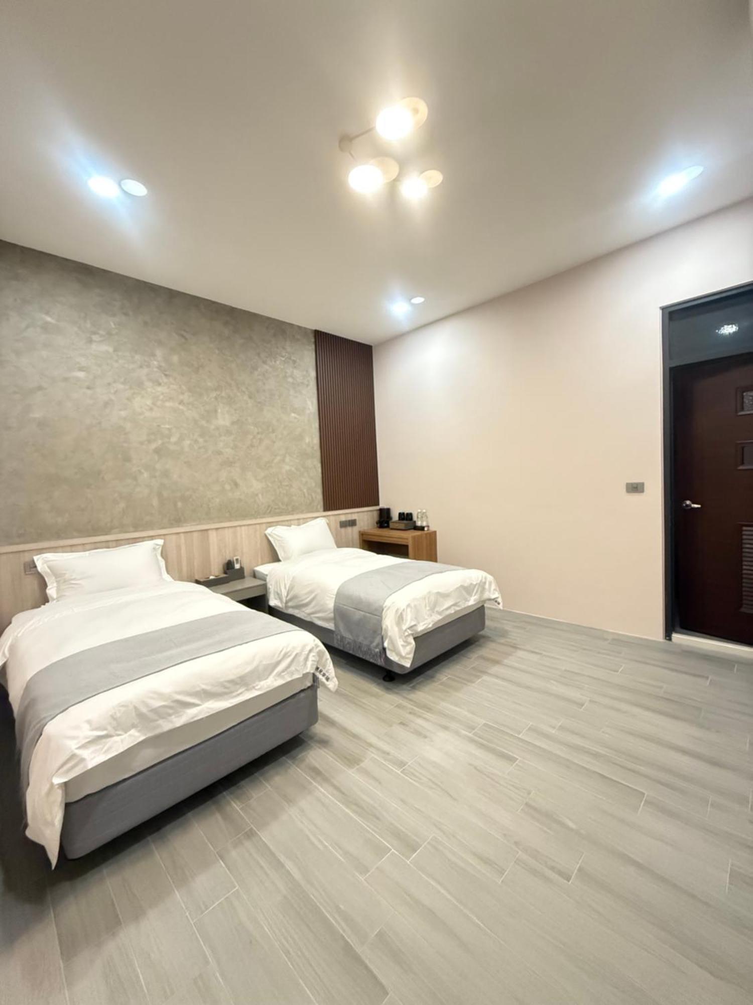 Fall In Love Karuizawa Hostel بولي المظهر الخارجي الصورة