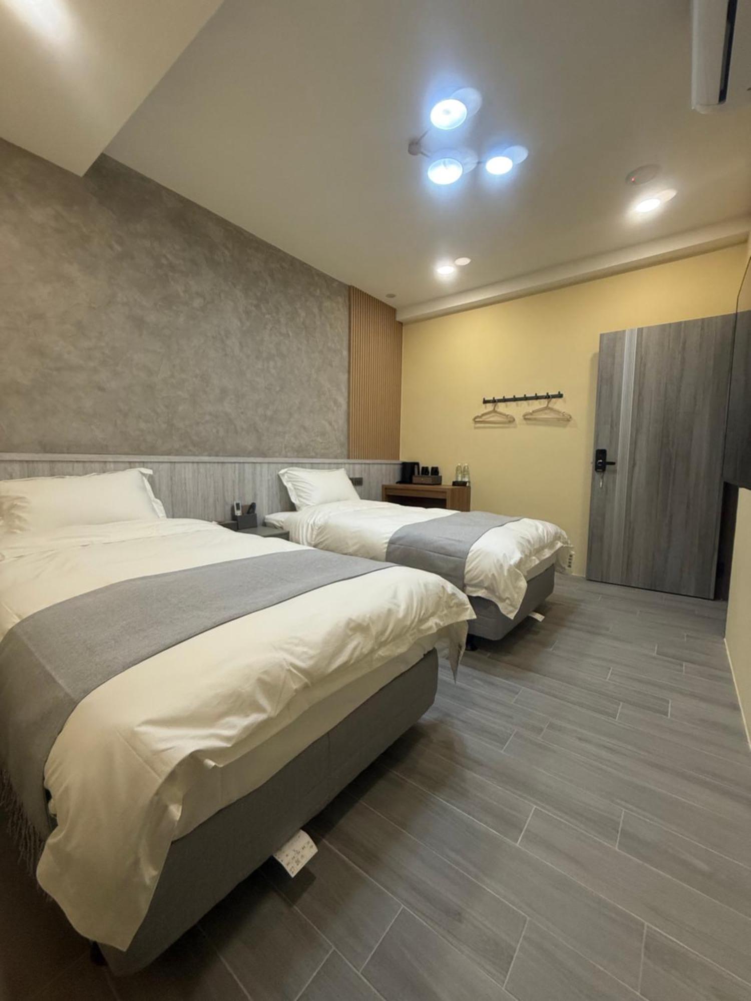 Fall In Love Karuizawa Hostel بولي المظهر الخارجي الصورة